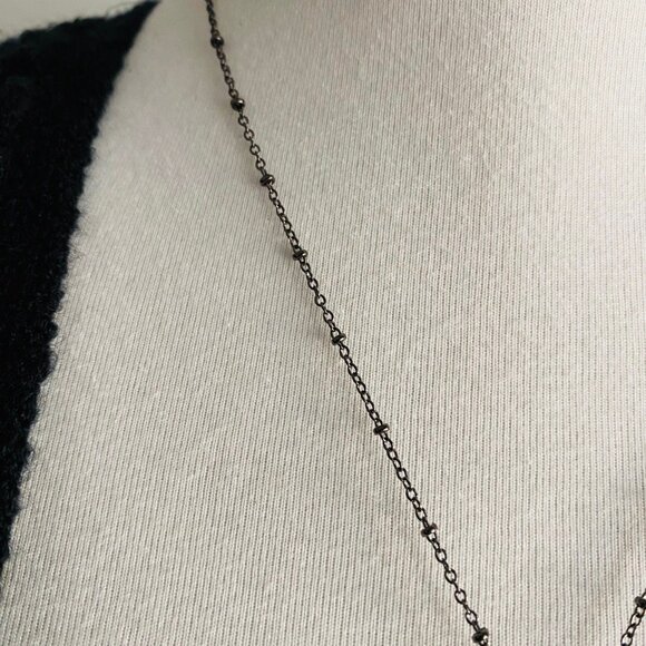 Green and Black Tourmaline Raven necklace - Picture 5 of 7